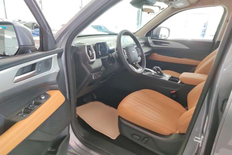 Used Haval H5 Classic 2023 2.0T Automatic All-Wheel Drive LinkedIn Gasoline
