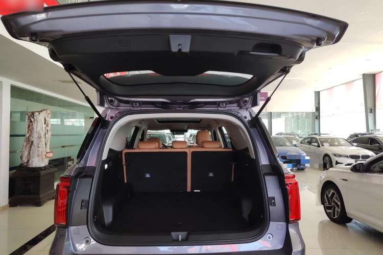 Used Haval H5 Classic 2023 2.0T Automatic All-Wheel Drive LinkedIn Gasoline
