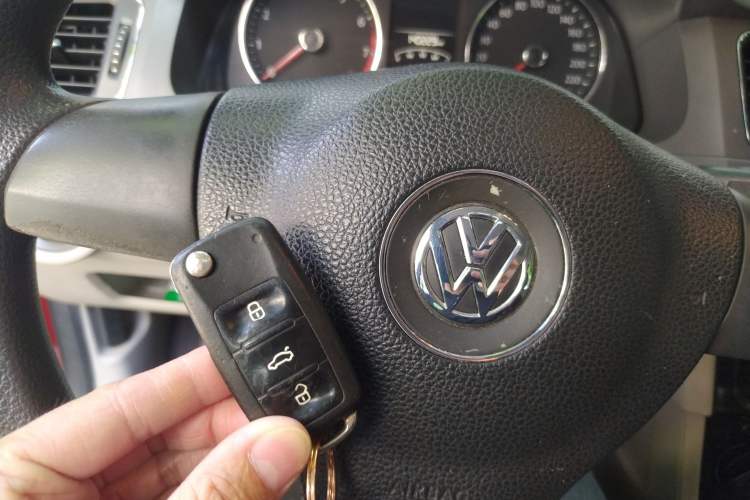 Used Volkswagen Gran Lavida 2013 1.6L Automatic Comfort Model
