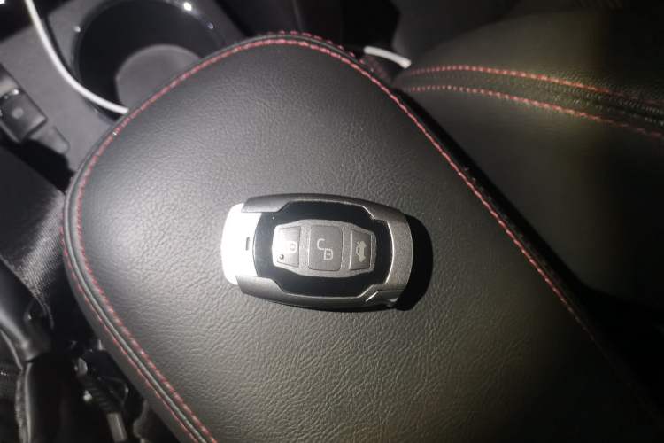 Used BYD e5 2016 300 Luxury Edition
