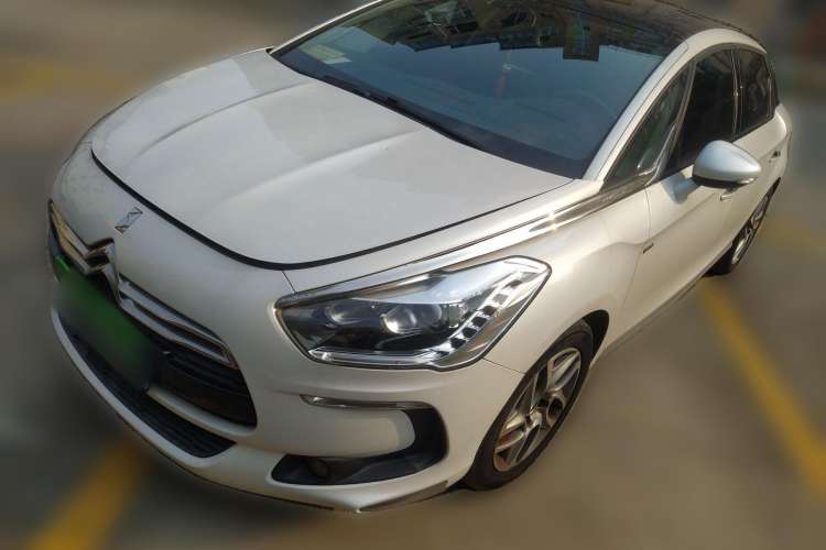 Used DS 5 2013 1.6T Elegant Edition THP160