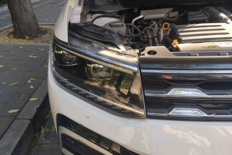 Used Volkswagen T-Cross 2021 280TSI DSG Comfort Edition Right Front Headlight