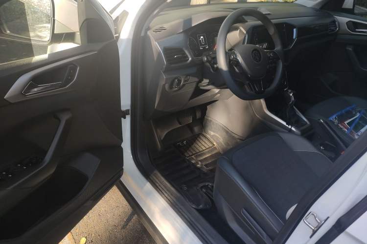 Used Volkswagen T-Cross 2021 280TSI DSG Comfort Edition Driver Seat