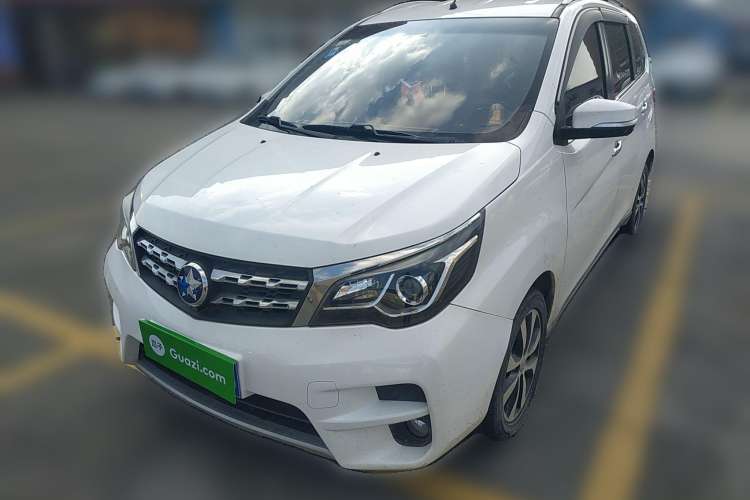 Used Venucia M50V 2017 1.6L XL CVT Luxury Edition