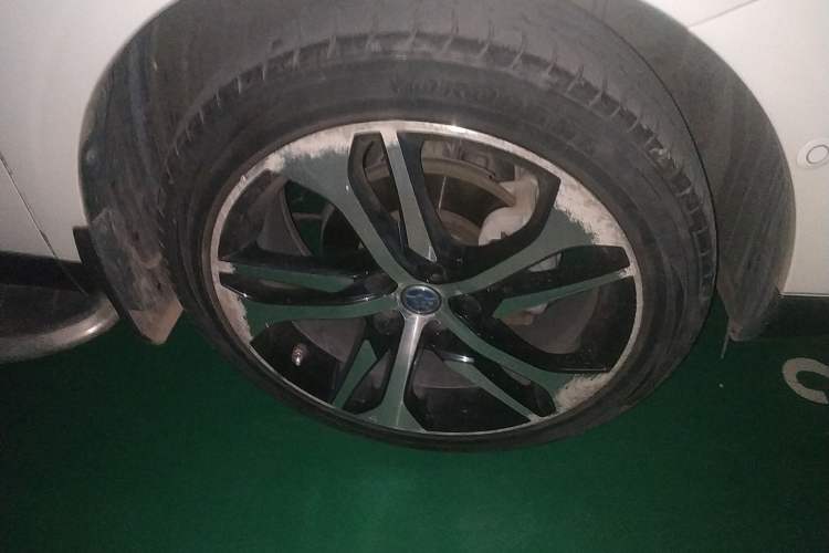 Used Venucia T90 2017 2.0L CVT Leading Edition