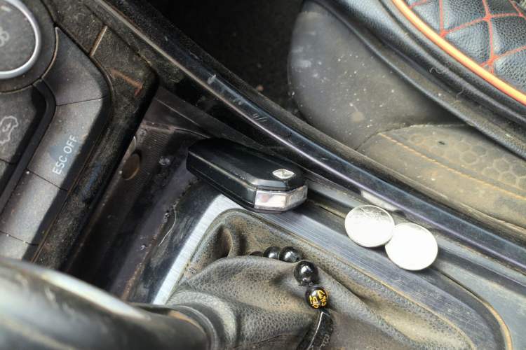 Used JMC Yusheng S330 2016 1.5L GTDi Automatic Two-Wheel Drive Prestige Edition