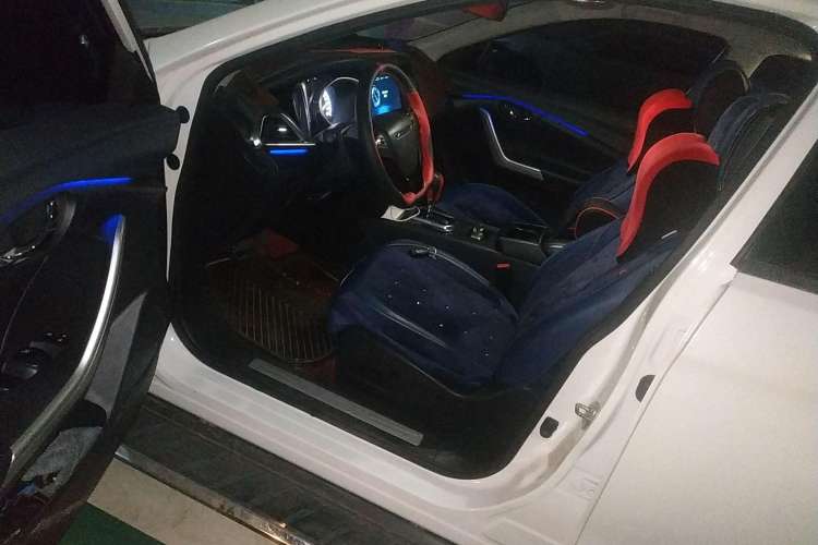 Used Venucia T90 2017 2.0L CVT Leading Edition
