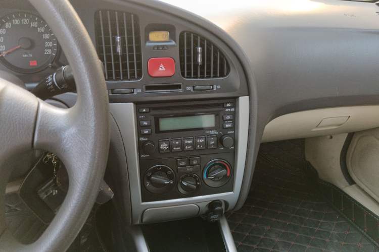 Used Hyundai Elantra 2007 1.6L Manual Comfort Model