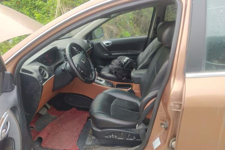 Used Luxgen Great 7 SUV 2011 2.2T Four-Wheel-Drive Flagship Edition
