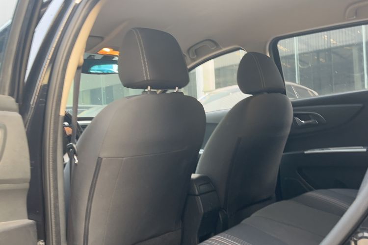 Used Dongfeng Aeolus AX3 2016 1.5L Automatic Shangkue Model