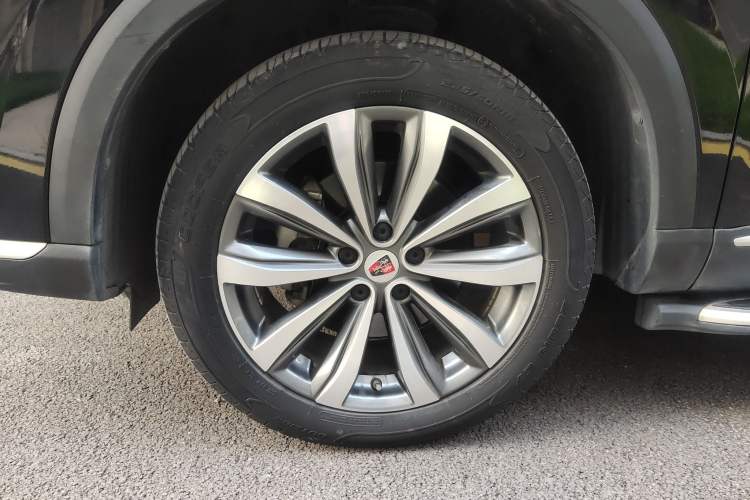 Used Roewe RX5 MAX 2019 300TGI Automatic Smart Cabin Luxury Edition