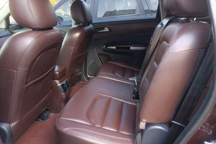 Used Haima V70 2016 1.5T Automatic Comfort & Enjoyment Version 7 Seats
