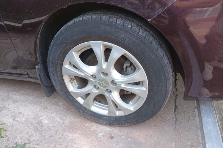 Used Haima V70 2016 1.5T Automatic Comfort & Enjoyment Version 7 Seats
