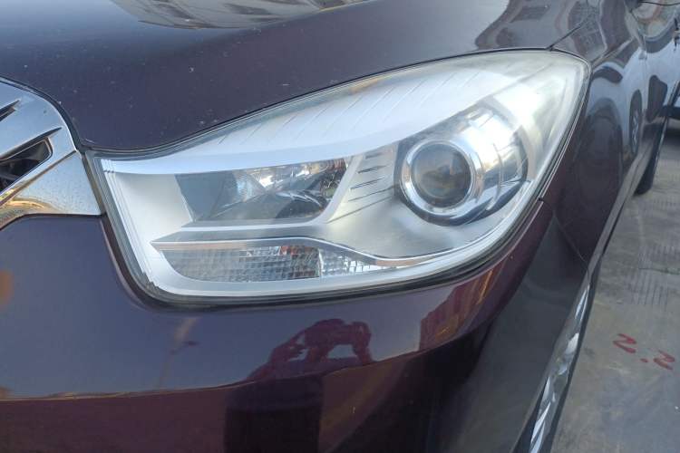 Used Haima V70 2016 1.5T Automatic Comfort & Enjoyment Version 7 Seats
