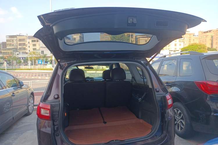 Used Haima V70 2016 1.5T Automatic Comfort & Enjoyment Version 7 Seats
