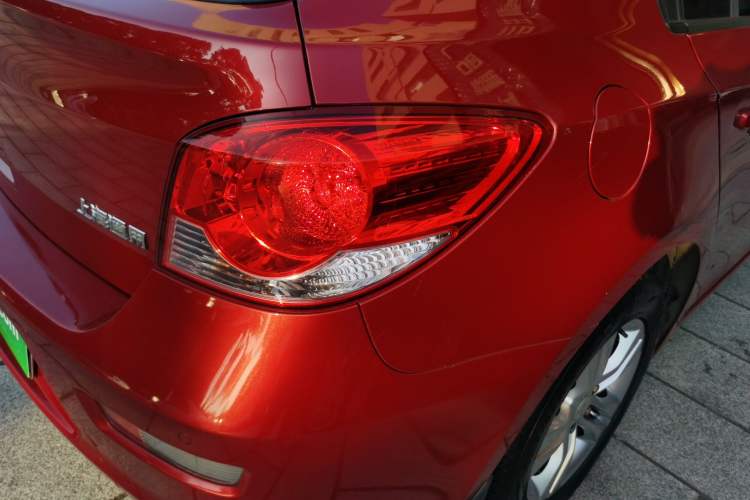 Used Chevrolet Cruze 2013 Hatchback 1.6L Manual Luxury Model