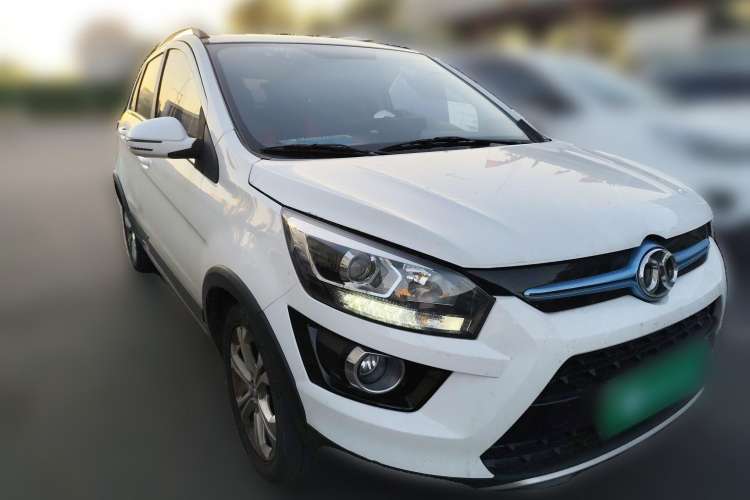 Used BAIC New Energy EX 2018 EX360 New Style Edition Front Right 45 Deg