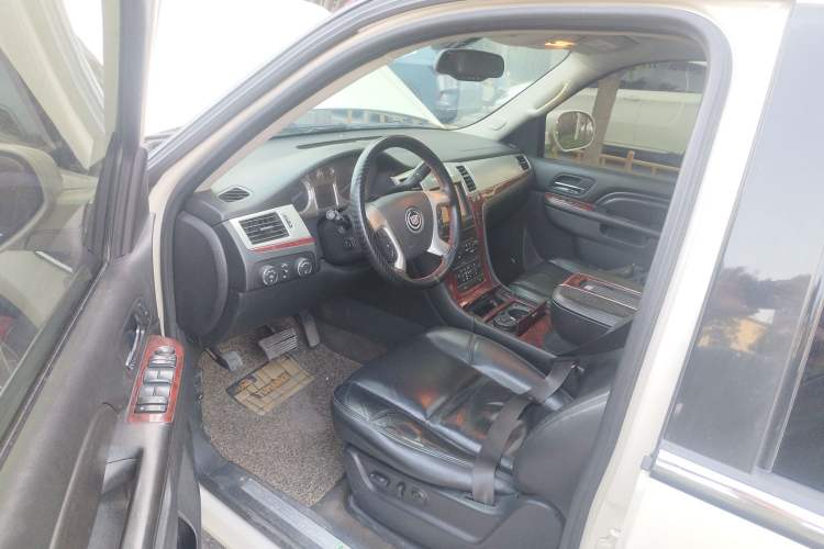 Used Cadillac Escalade 2010 6.0 Hybrid