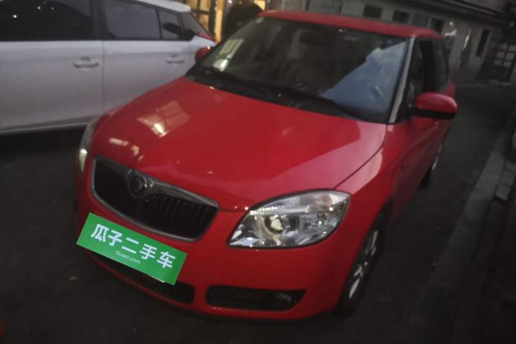 Used Skoda Fabia 2009 1.6L Automatic Crystal Edition