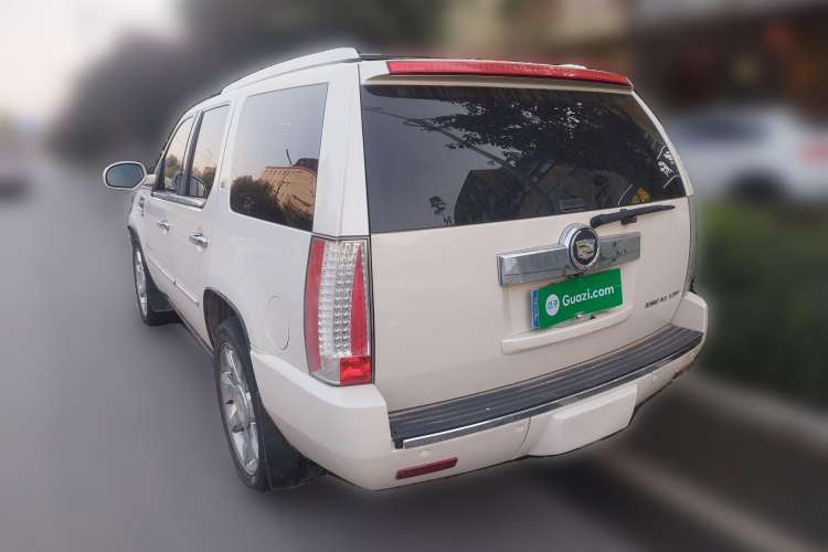 Used Cadillac Escalade 2010 6.0 Hybrid