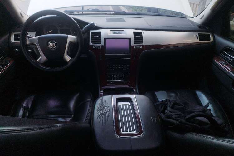 Used Cadillac Escalade 2010 6.0 Hybrid