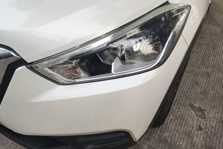 Used Nissan Kicks 2017 1.5L Manual Cool Dynamic Edition
