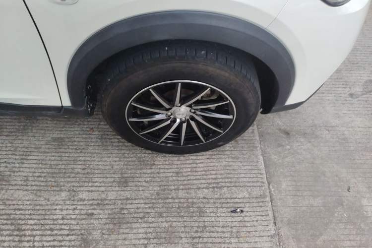 Used Nissan Kicks 2017 1.5L Manual Cool Dynamic Edition
