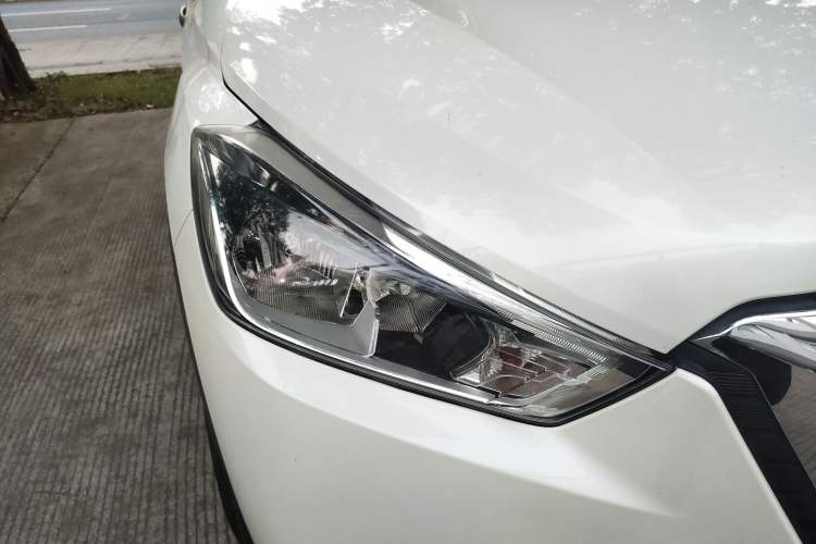 Used Nissan Kicks 2017 1.5L Manual Cool Dynamic Edition
