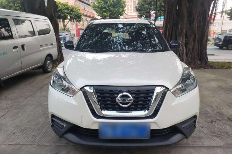 Used Nissan Kicks 2017 1.5L Manual Cool Dynamic Edition
