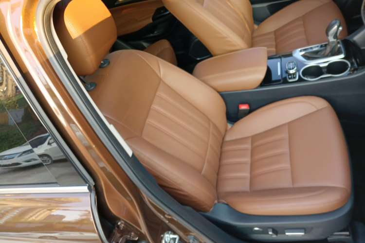 Used CHANGAN CS95 2017 2.0T Four-Wheel Drive SmartDrive Edition