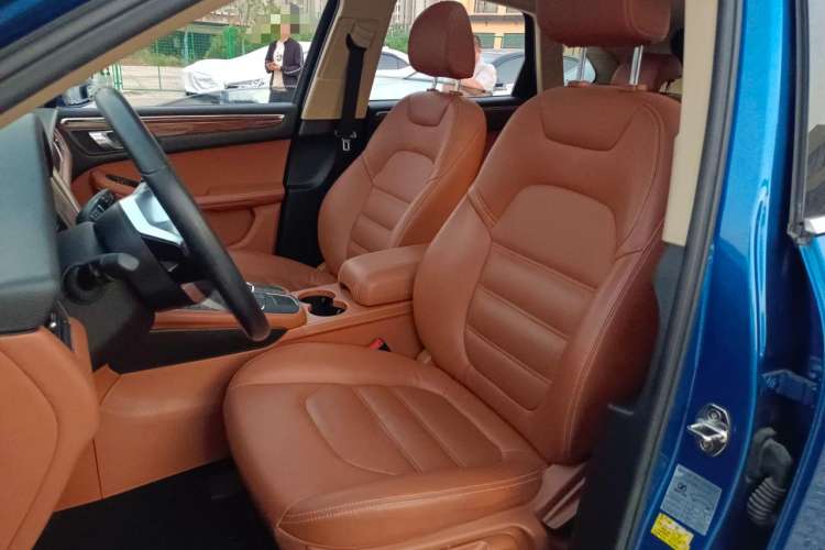 Used Zotye SR9 2017 2.0T Manual "Ultimate Light" Edition