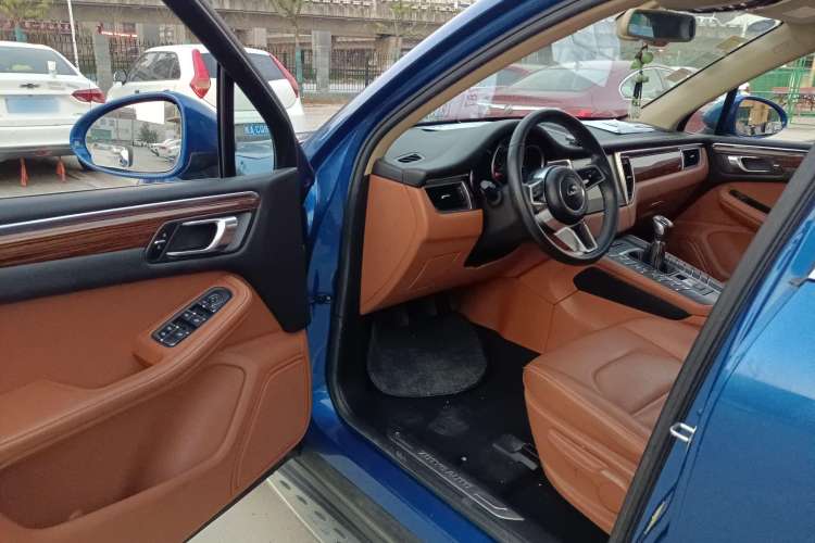 Used Zotye SR9 2017 2.0T Manual "Ultimate Light" Edition