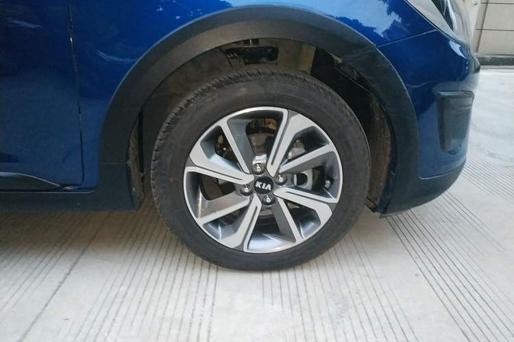 Used Kia KX Cross 2017 1.4L AT GLS