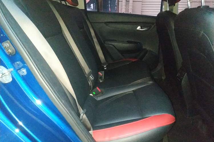 Used Kia KX Cross 2017 1.4L AT GLS