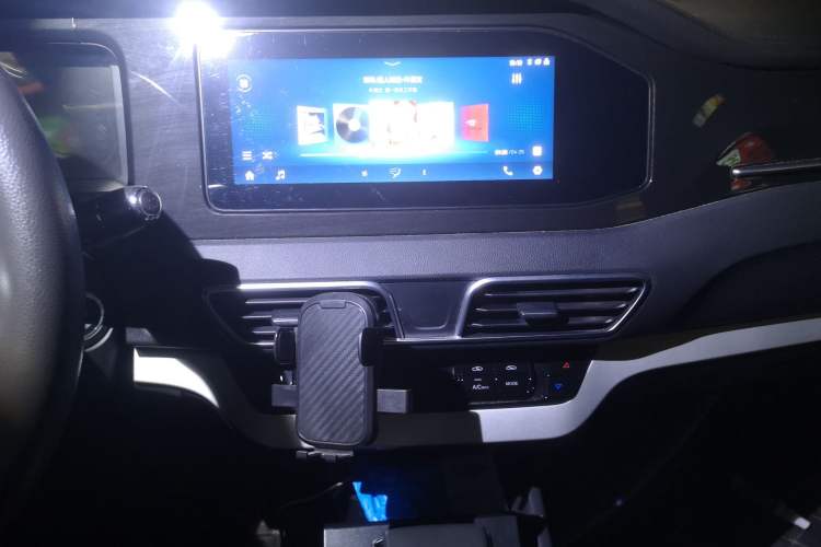 Used Cowin Xuanjie 2021 1.5L CVT Enjoyment Edition Audio And AC Panel