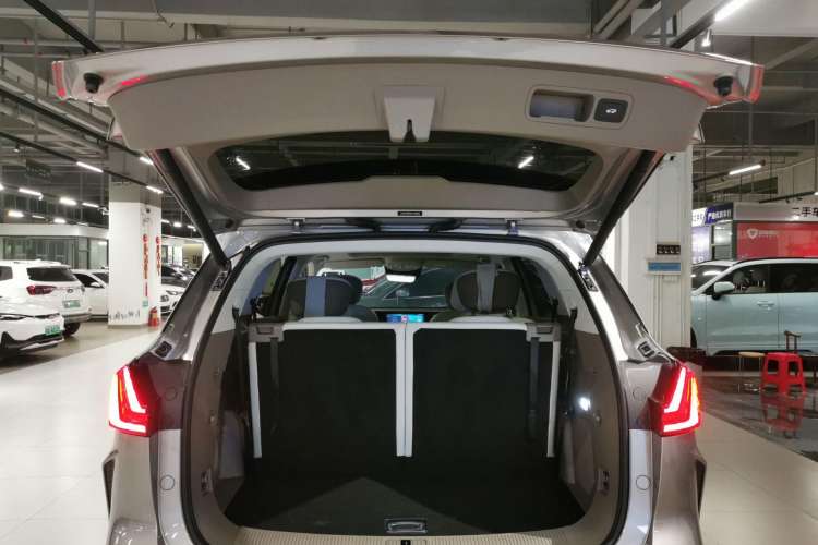 Used Roewe RX9 2023 2.0T Four-Wheel Drive Luxury Edition