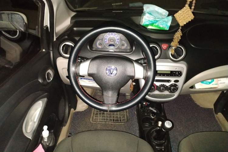 Used CHANGAN Benni mini 2012 1.0L Manual Fashion Edition China IV Standard
