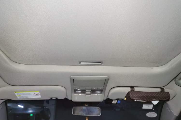 Used Chevrolet Captiva 2011 2.4 AT 7-Seater Luxury Edition