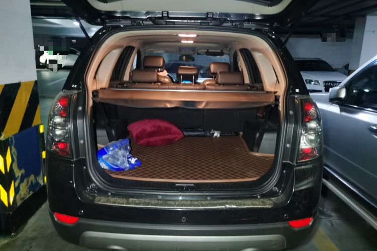 Used Chevrolet Captiva 2011 2.4 AT 7-Seater Luxury Edition