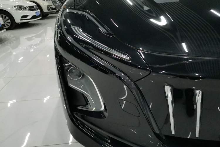 Used Hongqi E-QM5 2021 Charging Version Flagship Edition
