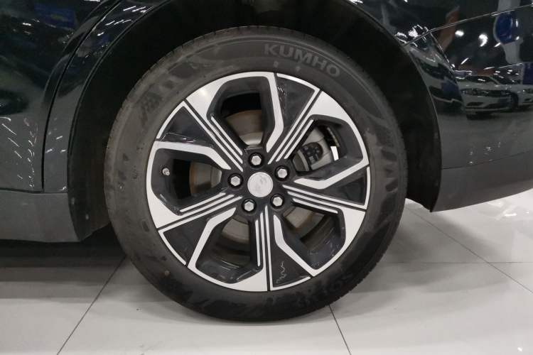 Used Hongqi E-QM5 2021 Charging Version Flagship Edition
