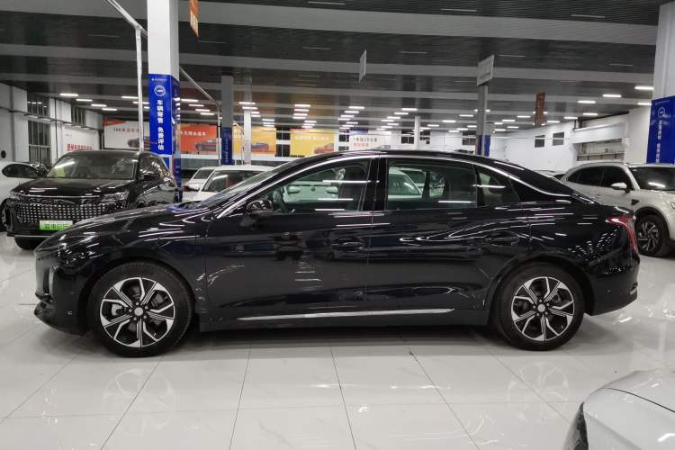 Used Hongqi E-QM5 2021 Charging Version Flagship Edition
