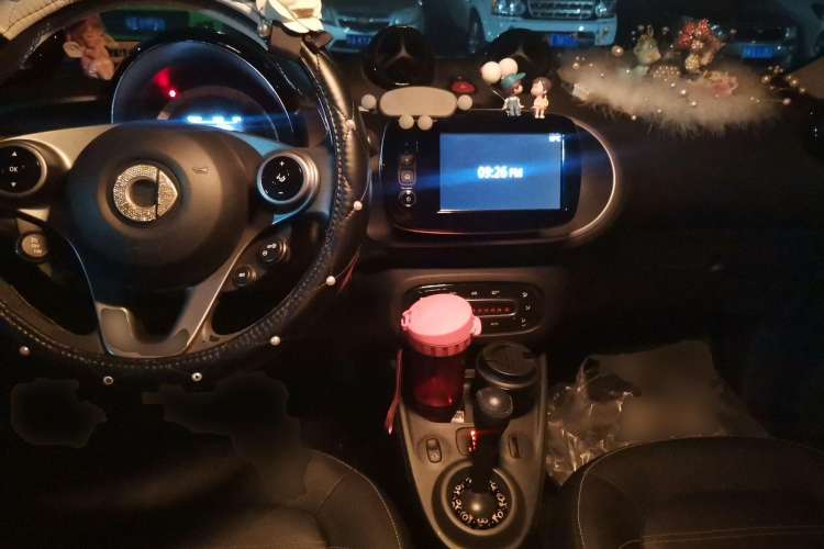 Used smart forfour 2016 0.9T 66 kW Pioneer Edition
