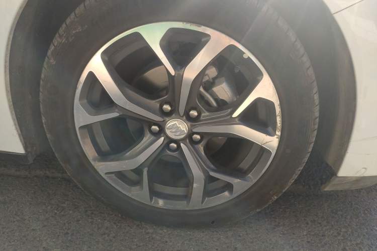 Used Buick VELITE 5 2017 Urban Extended-Range Model
