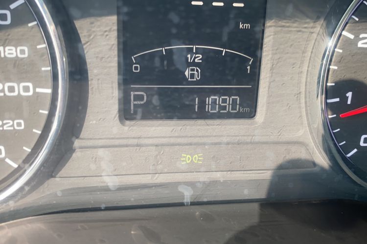 Used Roewe RX8 2019 30T Two-Wheel Drive Supreme Flagship Edition