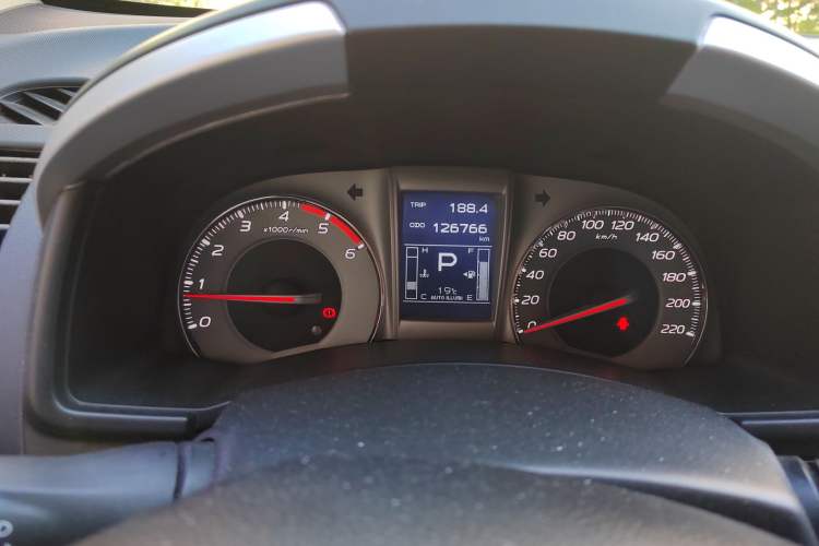 Used Isuzu mu-X 2015 3.0T 4x4 Automatic Luxury 7-Seater