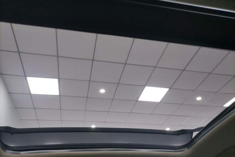 Used Zotye T700 2017 1.8T Dual-Clutch Luxury Model