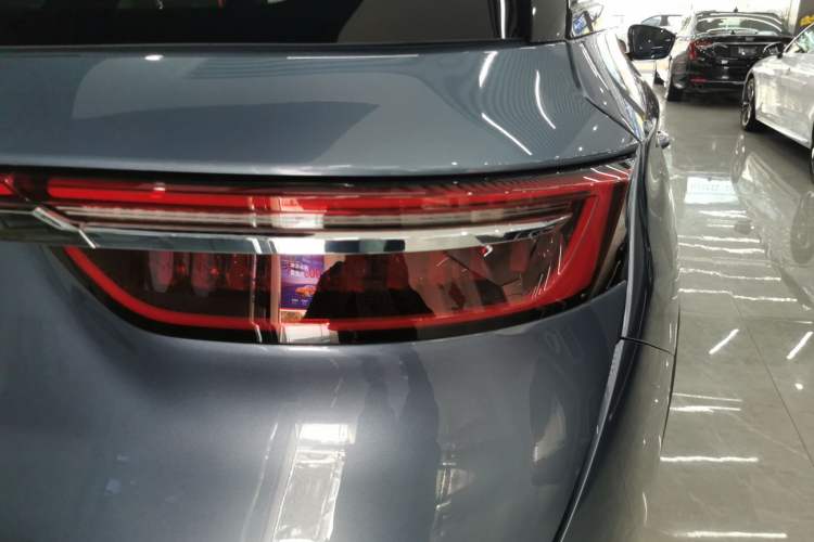 Used JETOUR X90 2022 Zilong 2.0T DCT Wushen Edition 7-Seater
