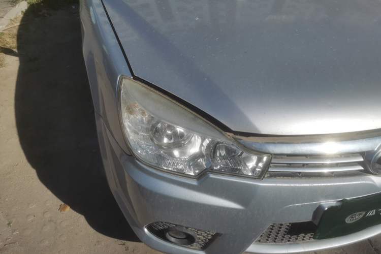Used Soueast V3 Lingyue 2012 Revised Version 1.5L Manual Comfort Edition Right Front Headlight
