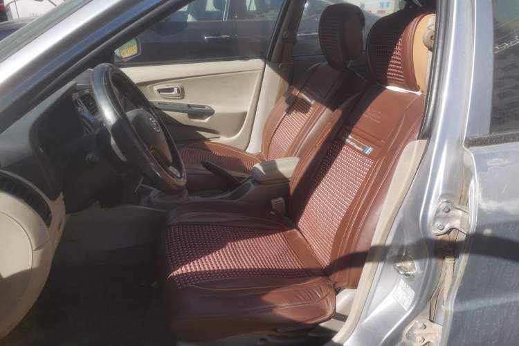 Used Soueast V3 Lingyue 2012 Revised Version 1.5L Manual Comfort Edition Left Front Seat